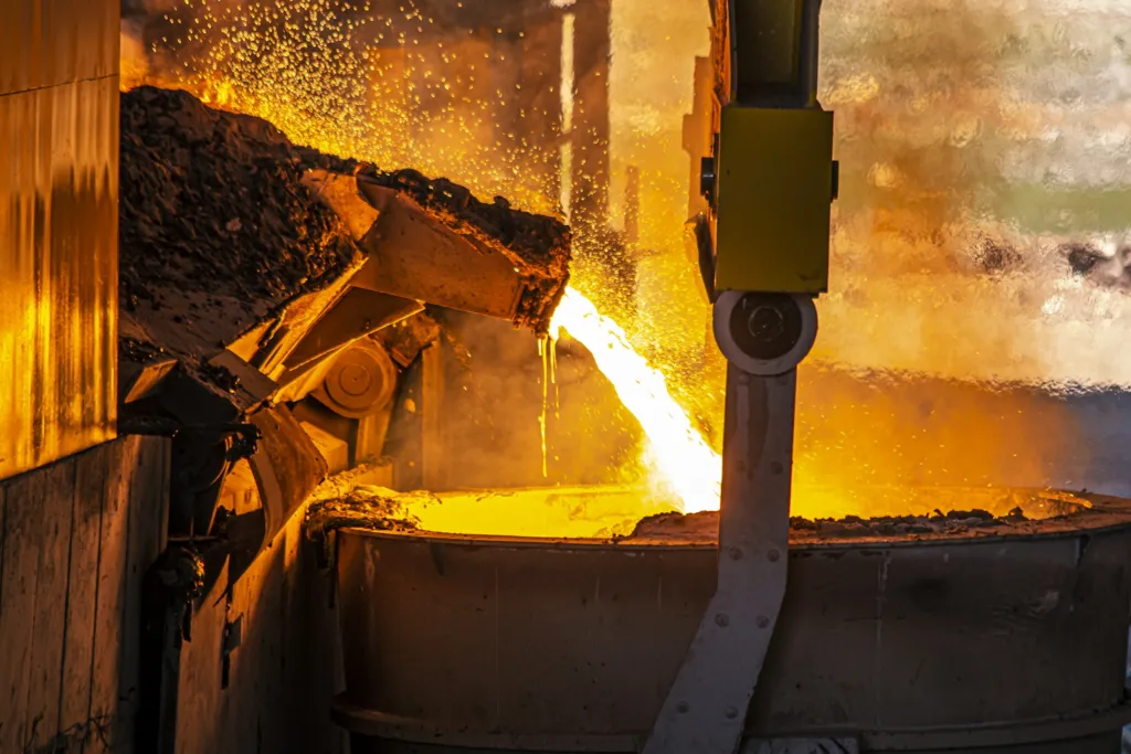 Molten metal pouring in a steel plant